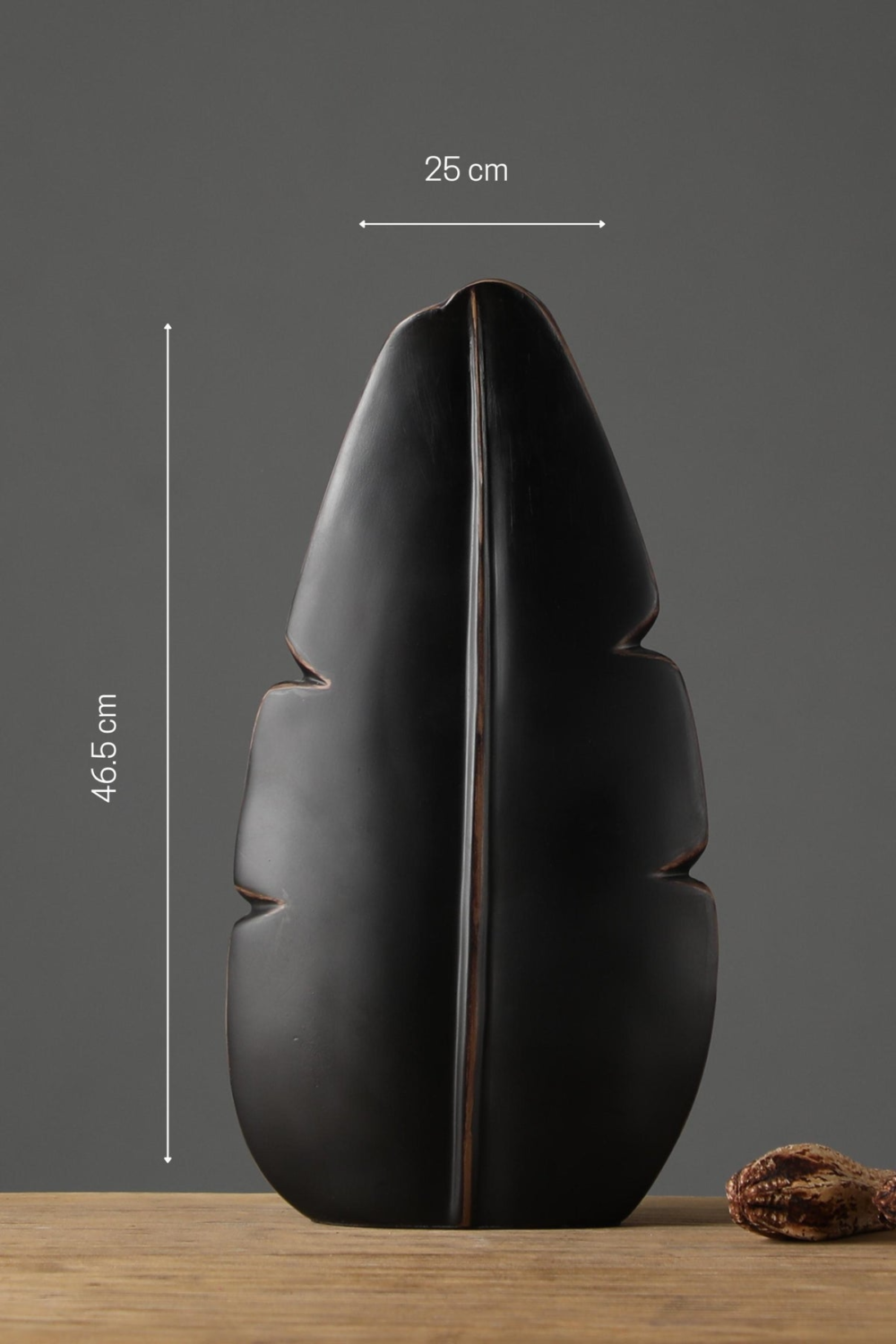 Leaf Shape Resin Vase For Your Home Or Office Decor - Image 4