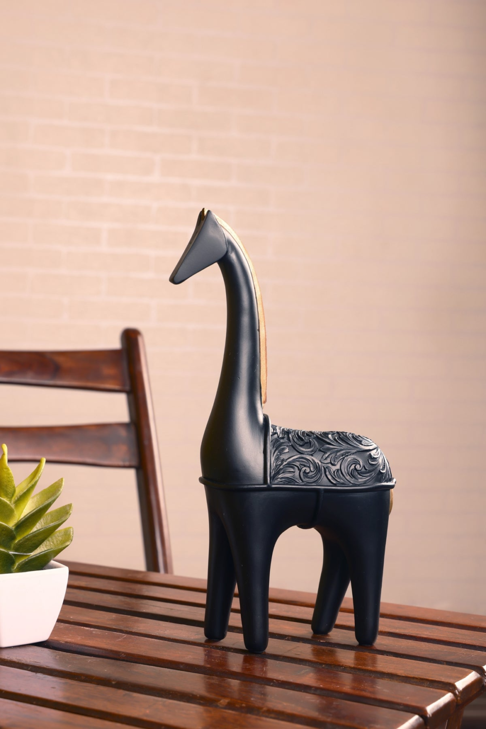 Giraffe Statue For Your Home Or Office Decor