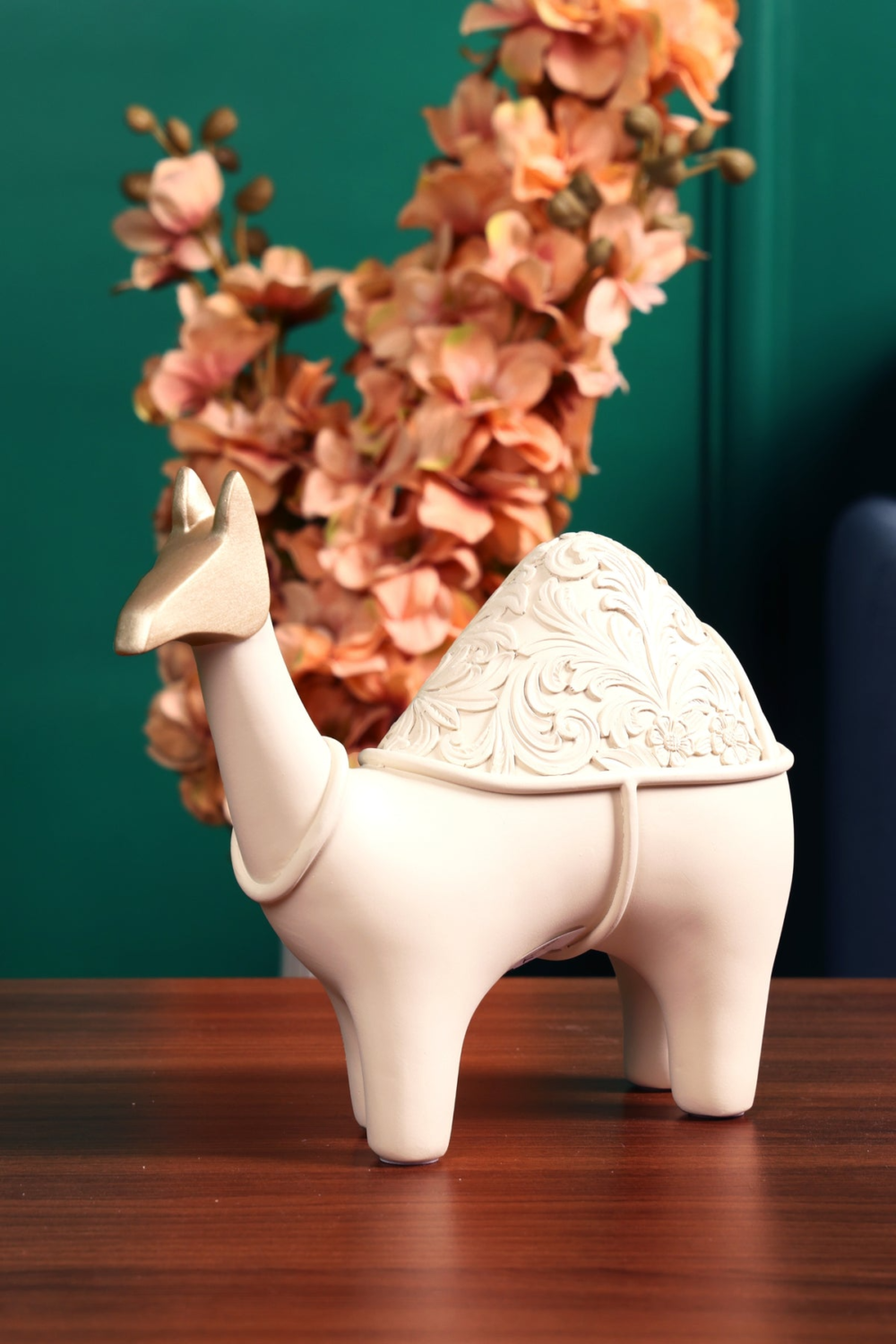 Camel Statue For Your Home Or Office Decor
