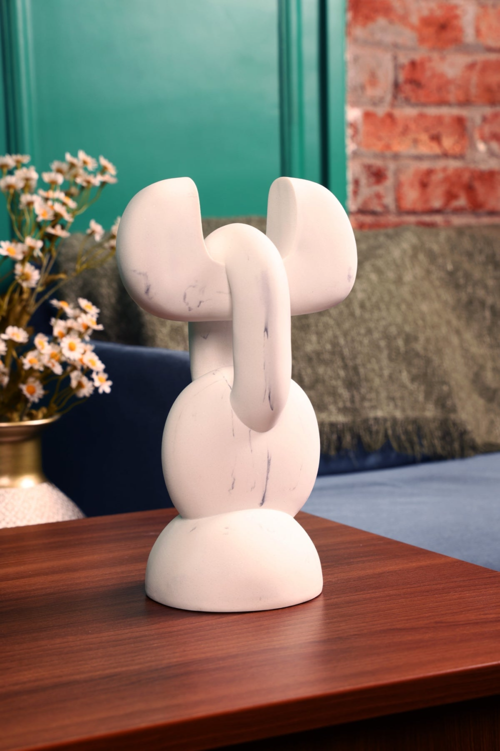Modern Style Chain Shape Showpiece For Your Home Or Office Decor - Image 4