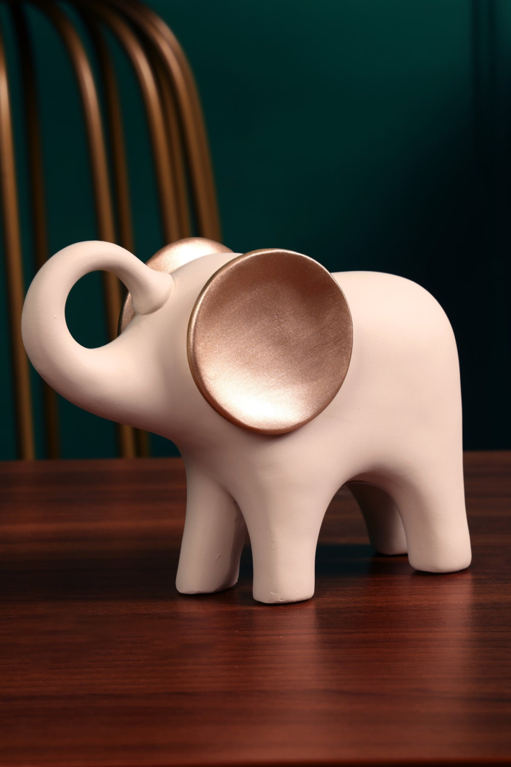 Resin Elephant Statue Showpieces For Your Home Or Office Decor