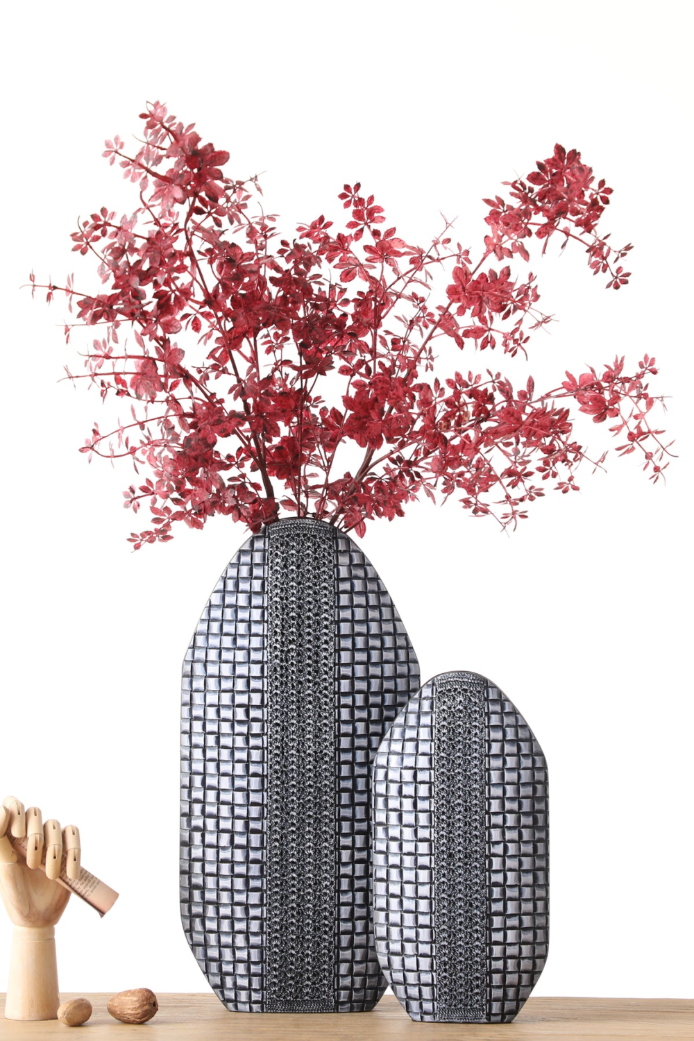 Modern Style Resin Vase For Your Home Or Office Decor - Image 4