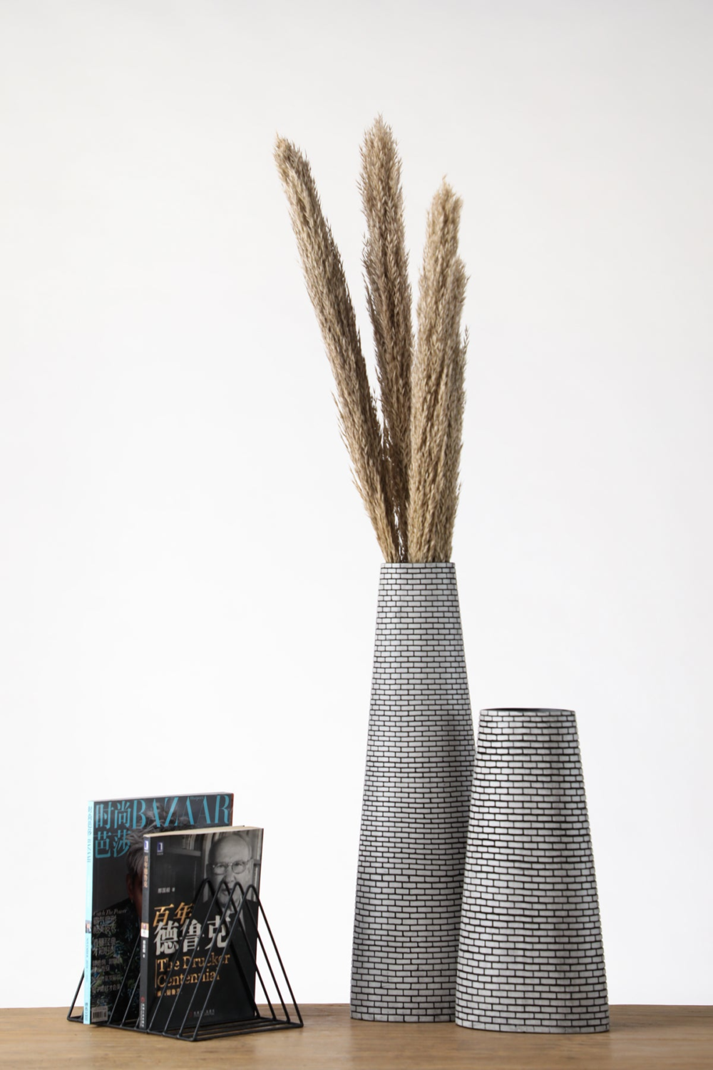 Beautiful And Tall Resin Vase For Your Home Or Office Decor - Image 4