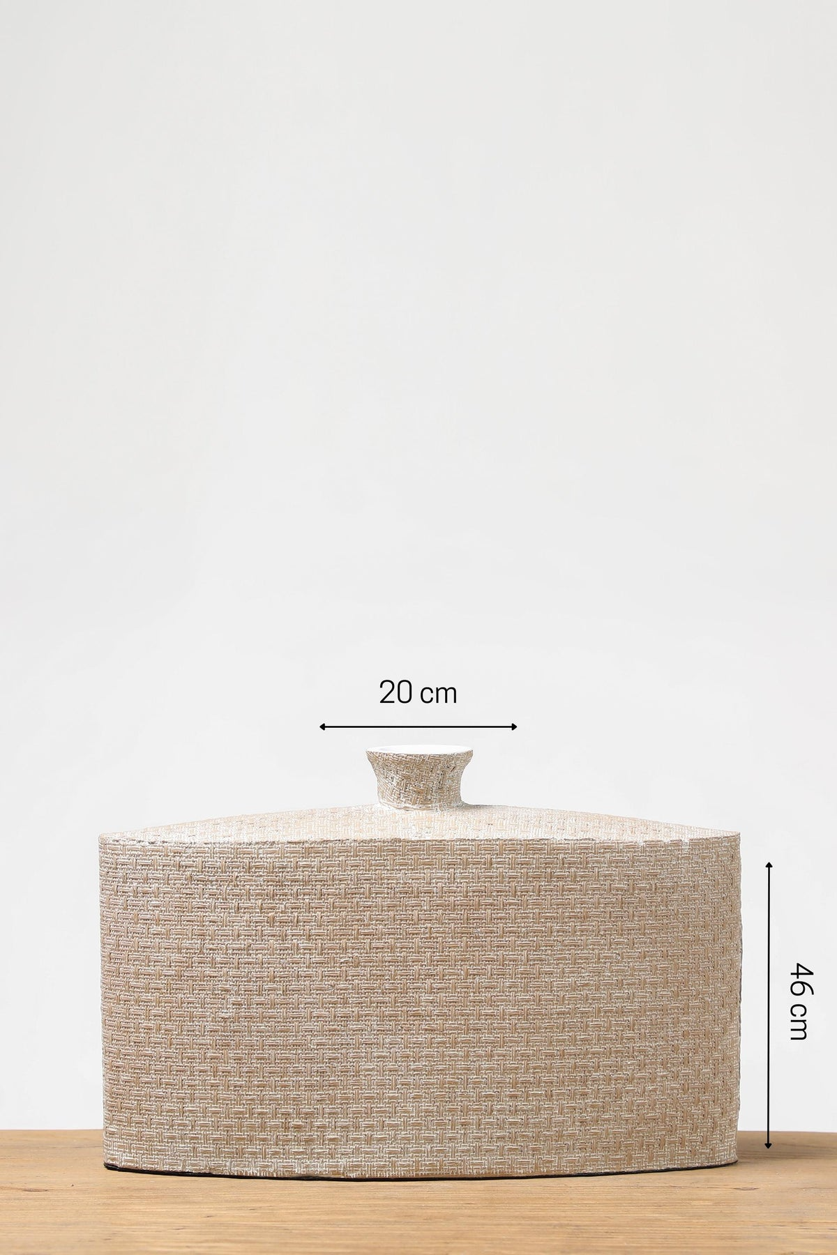 Cylinder Shape Resin Flower Vase for Your Home Or Office Decor - Image 4